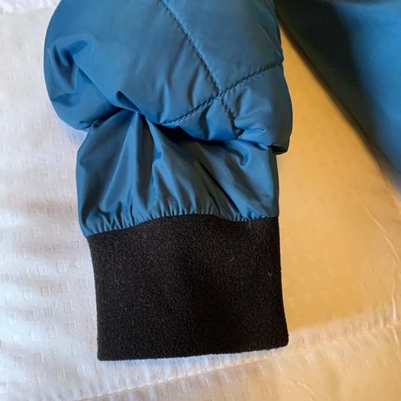 L.L. Bean long Thinsulate insulated petite winter coat - Picture 10 of 13